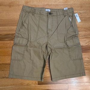 Old Navy 18 Husky Cargo Shorts NWT